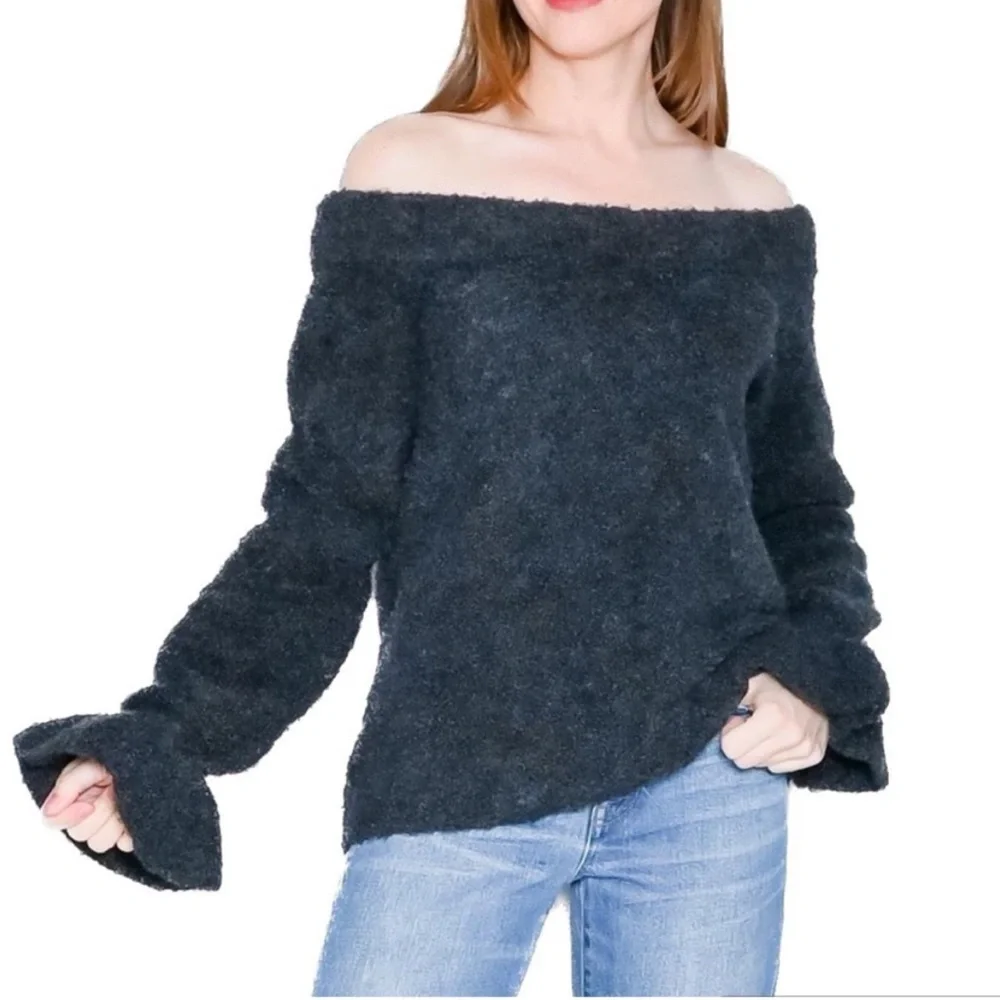 Something Navy Ombré poplin off shoulder sweater, women’s size XXS. Dark blue.